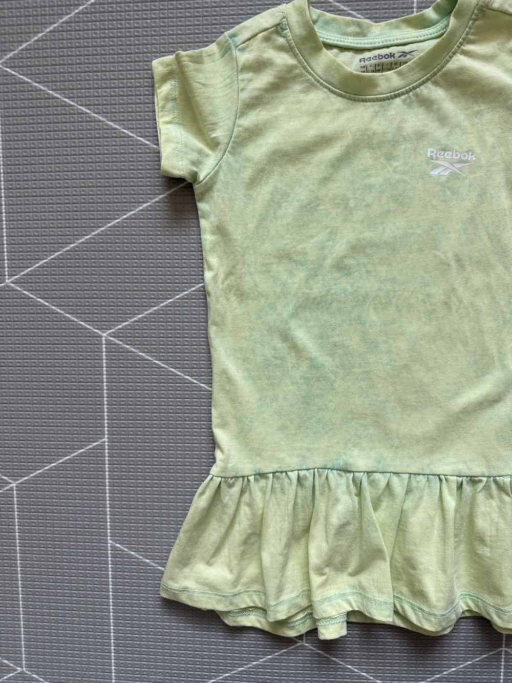 Reebok|Baby girl short sleeve dress in Light Green/lime,drop waist ruffles•••3T